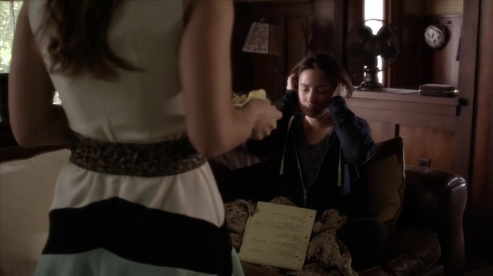 Charmed-Online_dot_net-PrettyLittleLiars-5x10ADarkAli0408.jpg