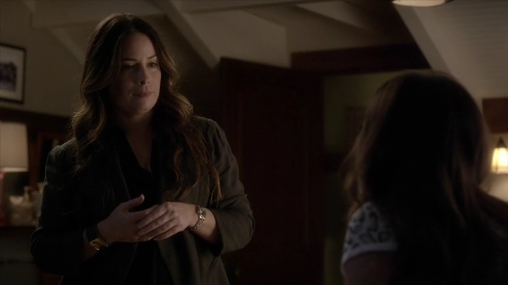 Charmed-Online_dot_net-PrettyLittleLiars-5x10ADarkAli1969.jpg
