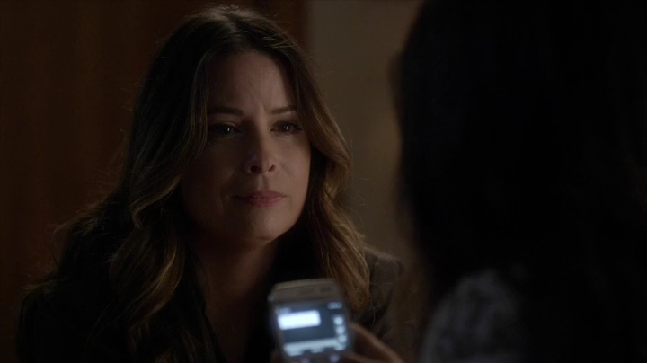 Charmed-Online_dot_net-PrettyLittleLiars-5x10ADarkAli2092.jpg