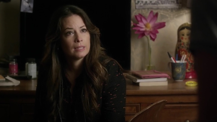 Charmed-Online_dot_net-PrettyLittleLiars-5x24ImAGoodGirlIAm0530.jpg