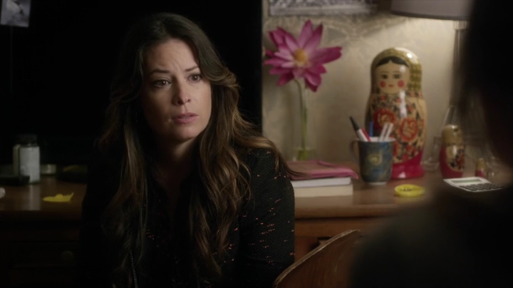 Charmed-Online_dot_net-PrettyLittleLiars-5x24ImAGoodGirlIAm0571.jpg