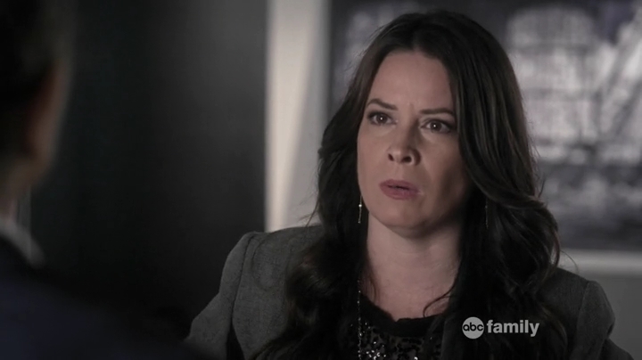 Charmed-Online_dot_net-PrettyLittleLiars-6x08-1544.jpg Charmed-Online_dot_net-PrettyLittleLiars-6x08-1544.jpg