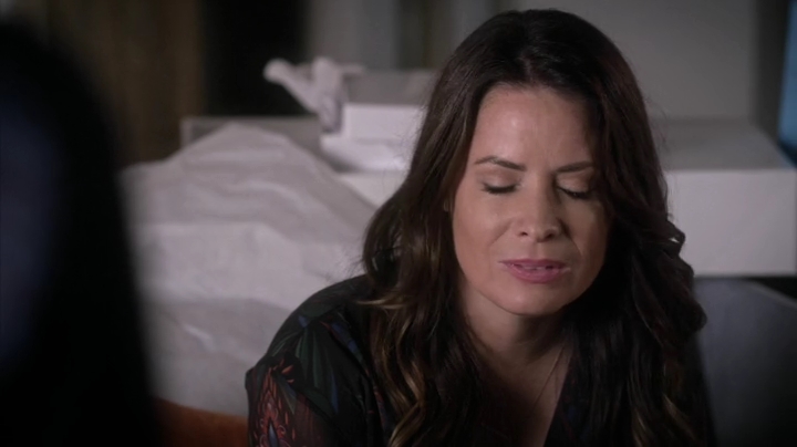 Charmed-Online_dot_nl_PrettyLittleLiars6x17-0389.jpg