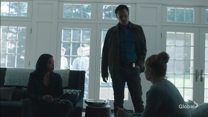 Charmed-Online-dot-nl_FBIMostWanted1x01-0409.jpg