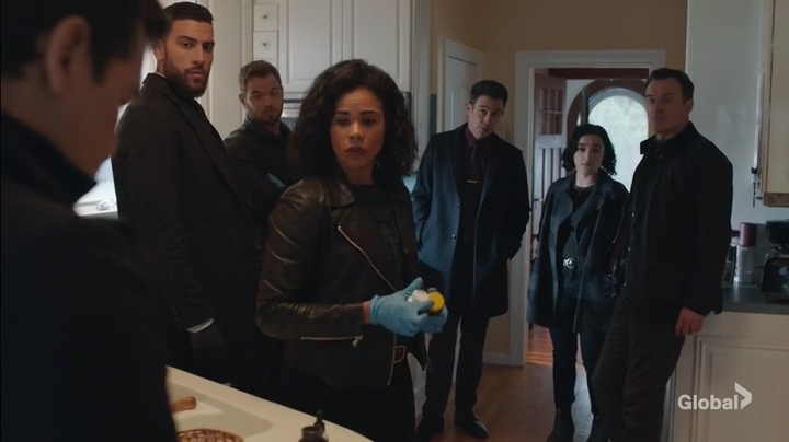 Charmed-Online-dot-nl-FBI2x18-and-FBIMostWanted1x09-2961.jpg