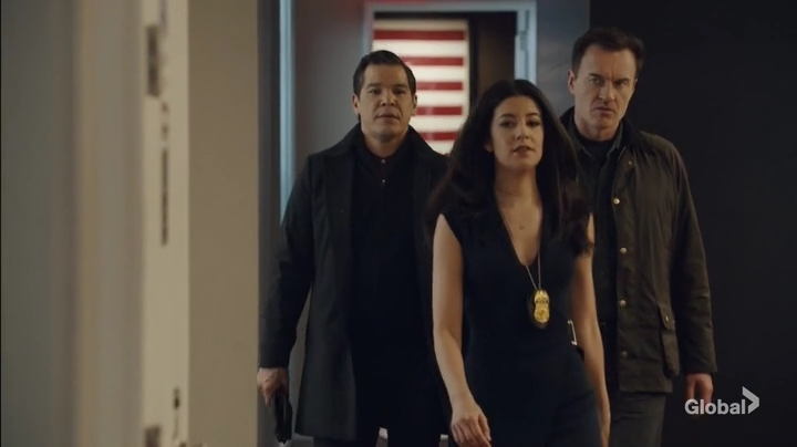 Charmed-Online-dot-nl-FBI2x18-and-FBIMostWanted1x09-3360.jpg