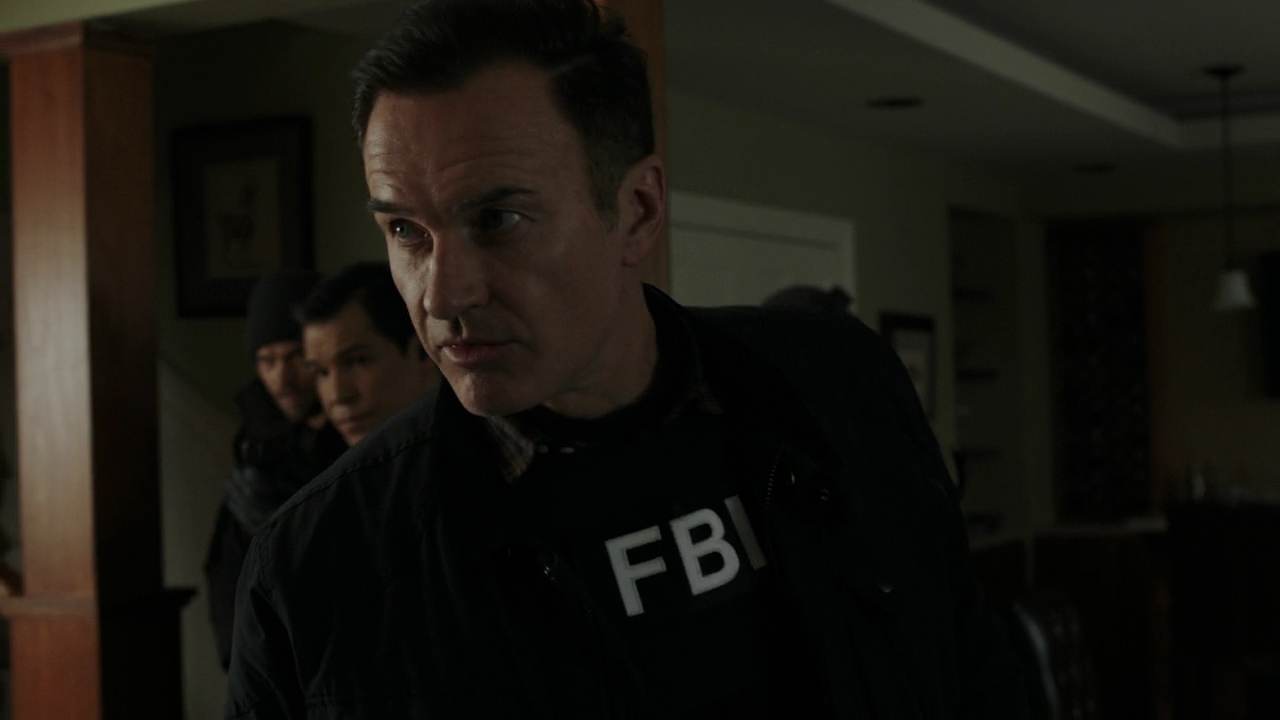 Charmed-Online-dot-nl_FBIMostWanted1x13-2274.jpg