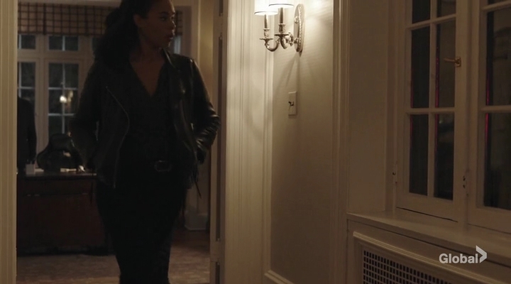Charmed-Online-dot-nl_FBIMostWanted2x04-1843.jpg