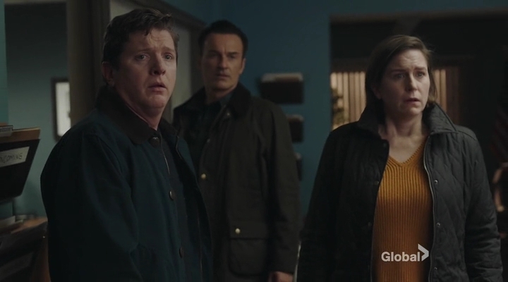 Charmed-Online-dot-nl_FBIMostWanted2x08-2399.jpg