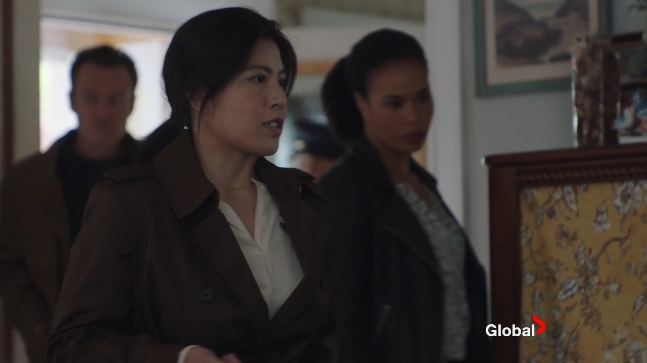 Charmed-Online-dot-nl_FBIMostWanted2x13-0652.jpg