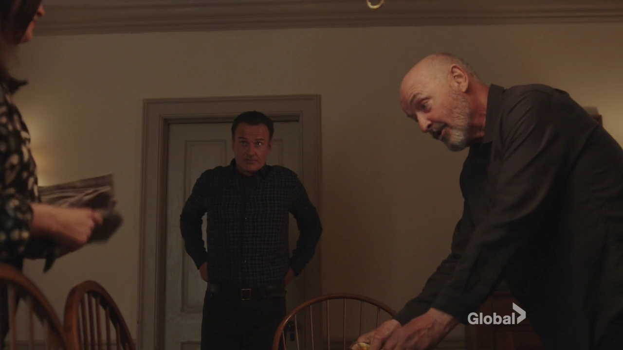 Charmed-Online-dot-nl_FBIMostWanted2x13-2355.jpg