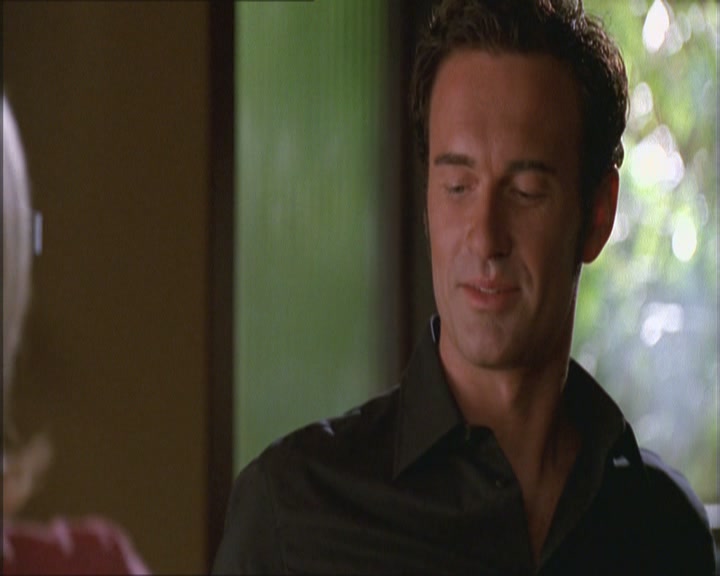 Charmed-Online_dot_net-NipTuck1x02MandiRandi1667.jpg