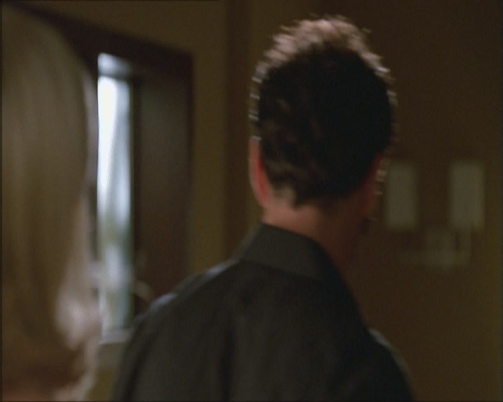 Charmed-Online_dot_net-NipTuck1x02MandiRandi1755.jpg
