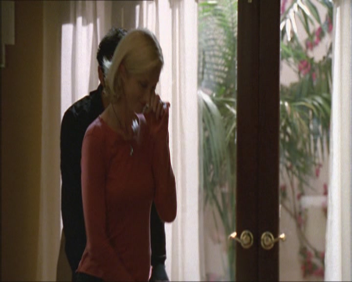 Charmed-Online_dot_net-NipTuck1x02MandiRandi1762.jpg