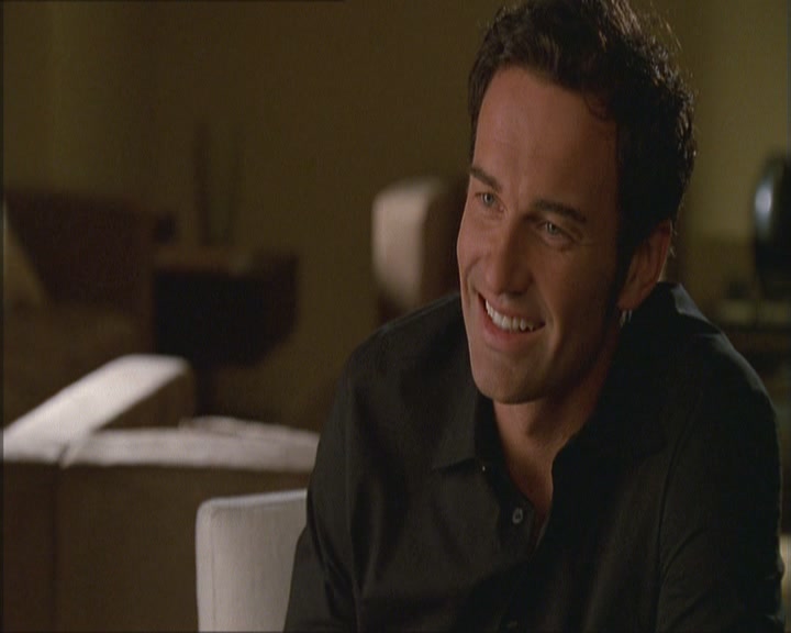 Charmed-Online_dot_net-NipTuck1x02MandiRandi1809.jpg