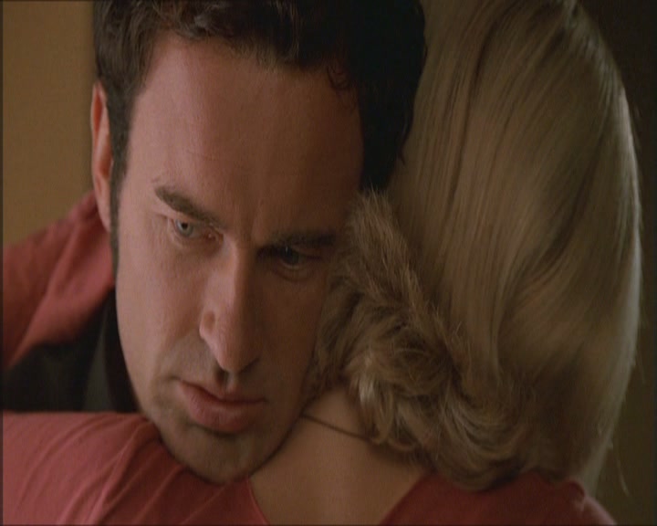 Charmed-Online_dot_net-NipTuck1x02MandiRandi1834.jpg