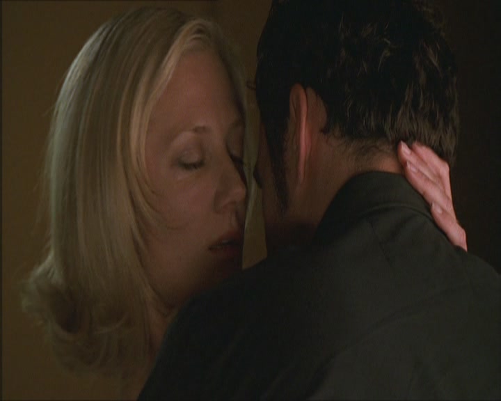 Charmed-Online_dot_net-NipTuck1x02MandiRandi1842.jpg
