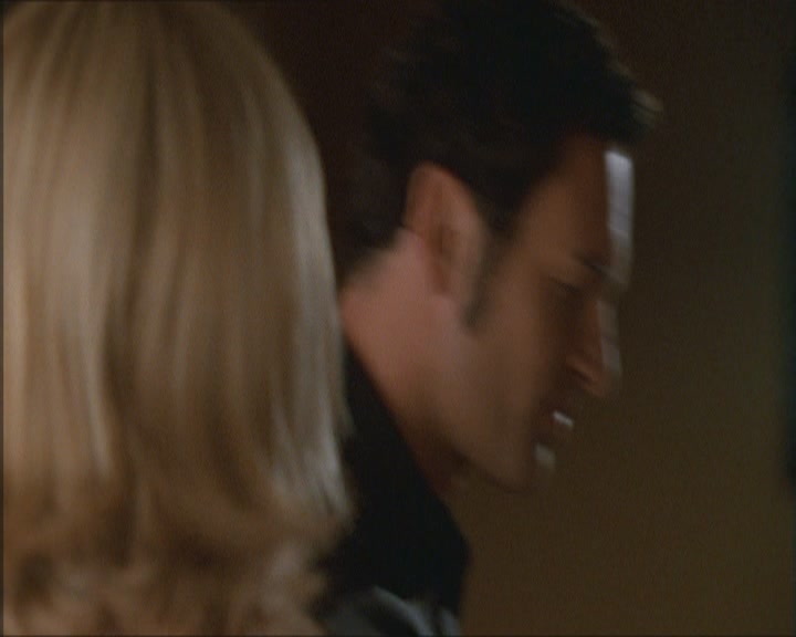 Charmed-Online_dot_net-NipTuck1x02MandiRandi1856.jpg