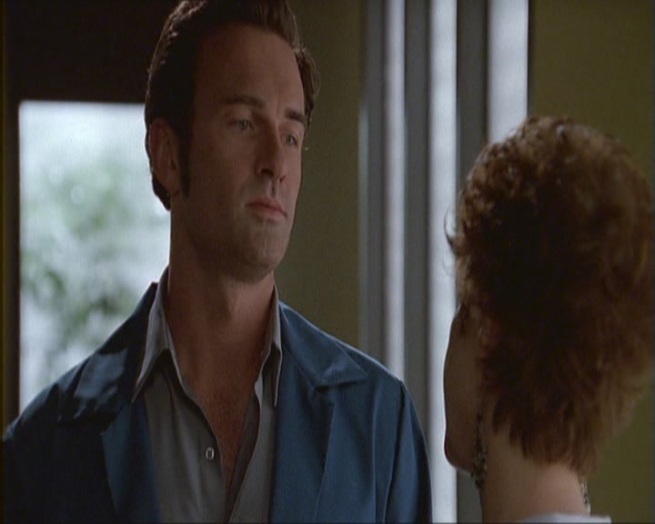 Charmed-Online_dot_net-NipTuck1x03NadetteBabcock0124.jpg