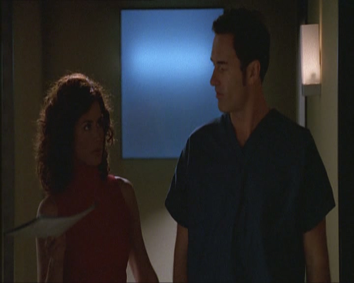 Charmed-Online_dot_net-NipTuck1x03NadetteBabcock0714.jpg