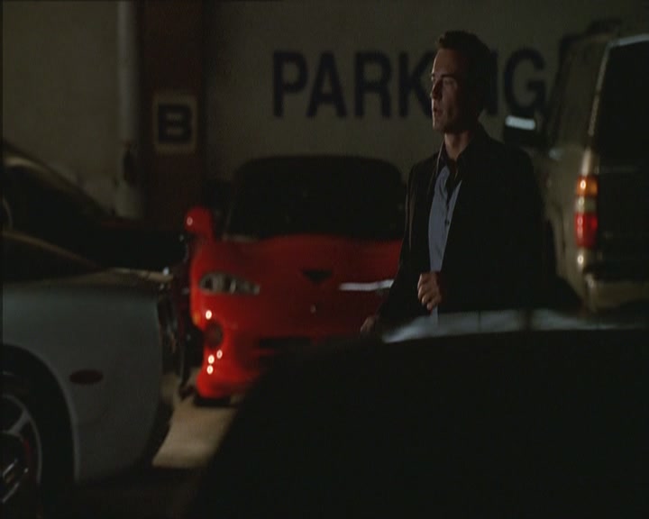 Charmed-Online_dot_net-NipTuck1x03NadetteBabcock0907.jpg