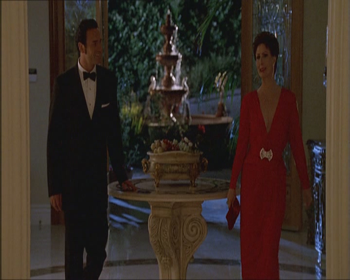 Charmed-Online_dot_net-NipTuck1x03NadetteBabcock1941.jpg