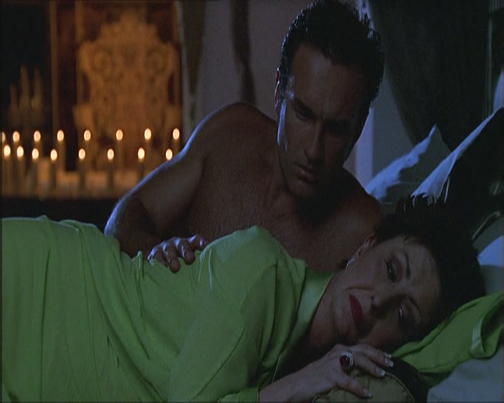 Charmed-Online_dot_net-NipTuck1x03NadetteBabcock2135.jpg