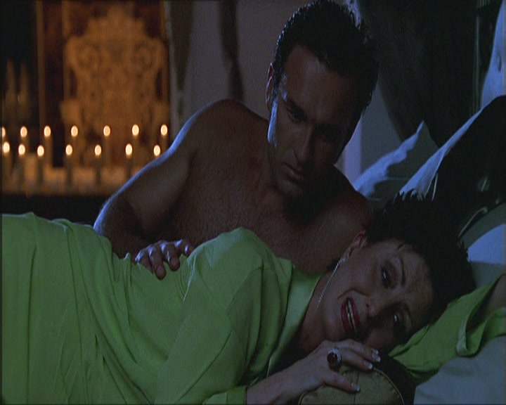 Charmed-Online_dot_net-NipTuck1x03NadetteBabcock2160.jpg
