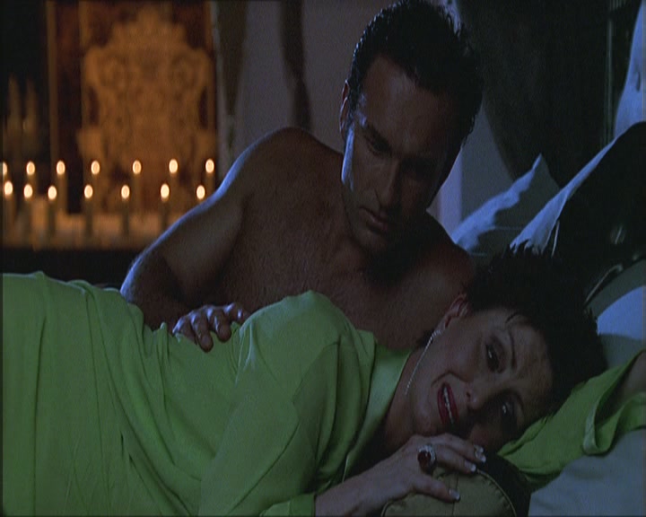Charmed-Online_dot_net-NipTuck1x03NadetteBabcock2161.jpg