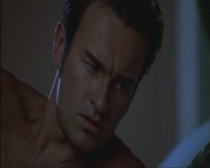 Charmed-Online_dot_net-NipTuck1x03NadetteBabcock2181.jpg