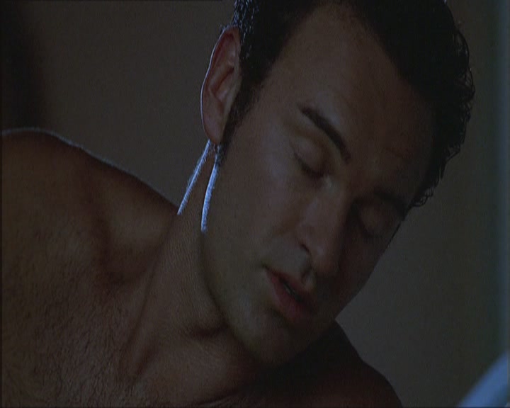 Charmed-Online_dot_net-NipTuck1x03NadetteBabcock2192.jpg