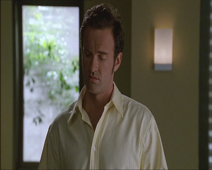 Charmed-Online_dot_net-NipTuck1x03NadetteBabcock2366.jpg