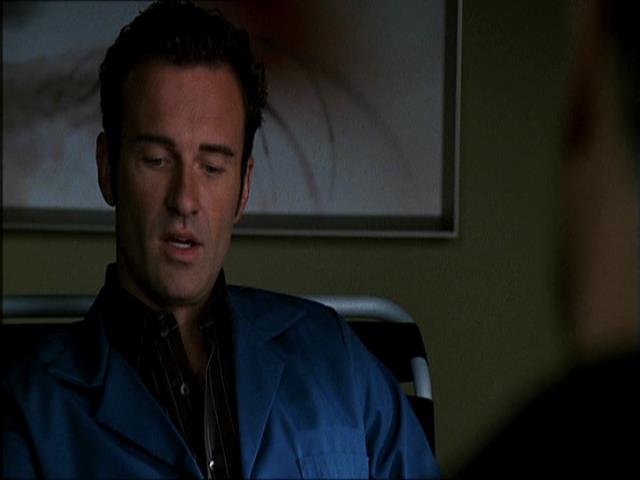 Charmed-Online_dot_net-NipTuck1x07_1x08_1x09-0206.jpg