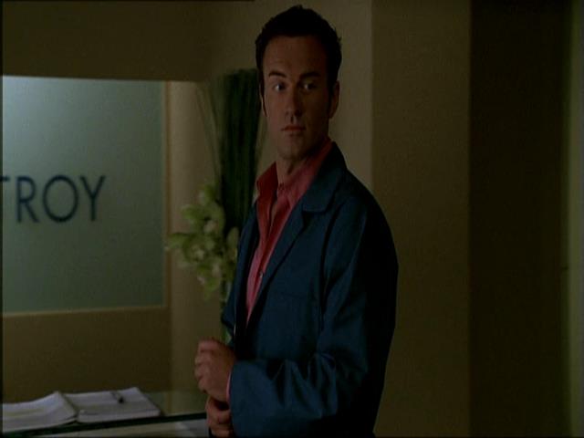 Charmed-Online_dot_net-NipTuck1x07_1x08_1x09-0944.jpg