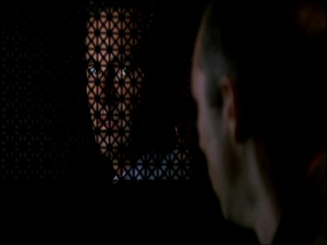 Charmed-Online_dot_net-NipTuck1x07_1x08_1x09-4856.jpg