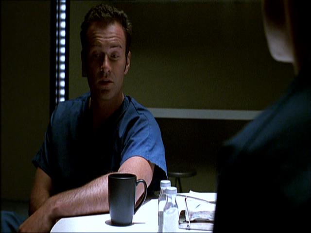 Charmed-Online_dot_net-NipTuck1x10_1x11_1x12-0198.jpg