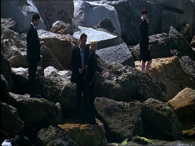 Charmed-Online_dot_net-NipTuck1x10_1x11_1x12-2203.jpg
