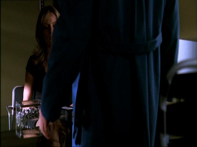 Charmed-Online_dot_net-NipTuck1x10_1x11_1x12-2863.jpg