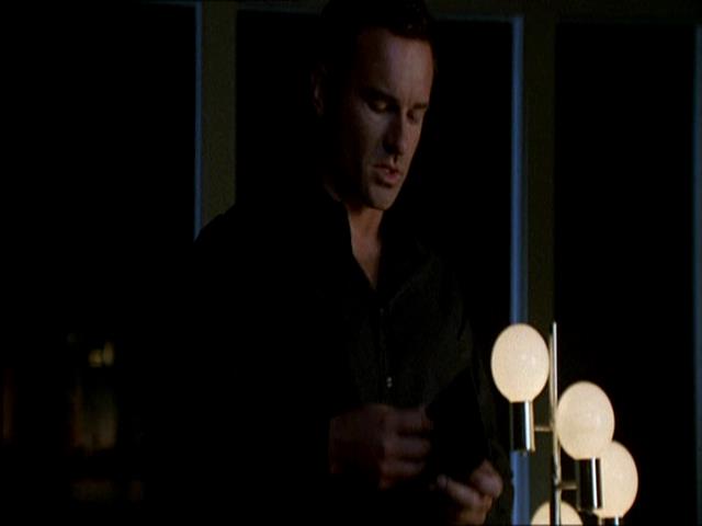 Charmed-Online_dot_net-NipTuck1x10_1x11_1x12-4721.jpg