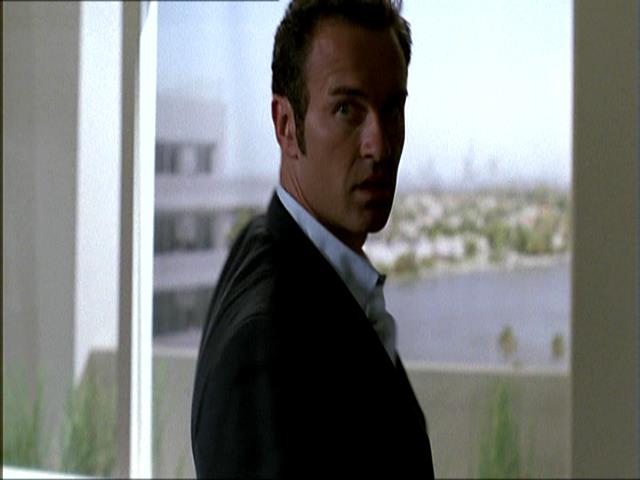 Charmed-Online_dot_net-NipTuck1x10_1x11_1x12-5048.jpg