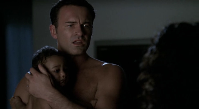Charmed-Online-dot-NL-NipTuck2x01-2218.jpg