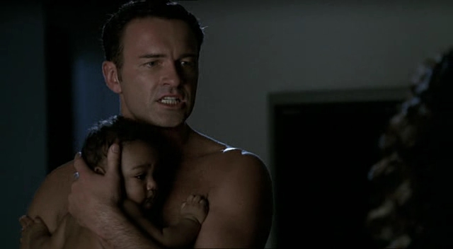 Charmed-Online-dot-NL-NipTuck2x01-2223.jpg