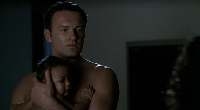 Charmed-Online-dot-NL-NipTuck2x01-2235.jpg