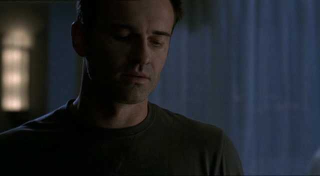 Charmed-Online-dot-NL-NipTuck2x01-2437.jpg