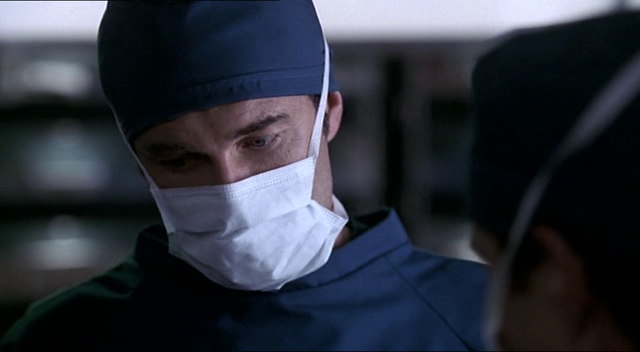 Charmed-Online-dot-NL-NipTuck2x01-2500.jpg