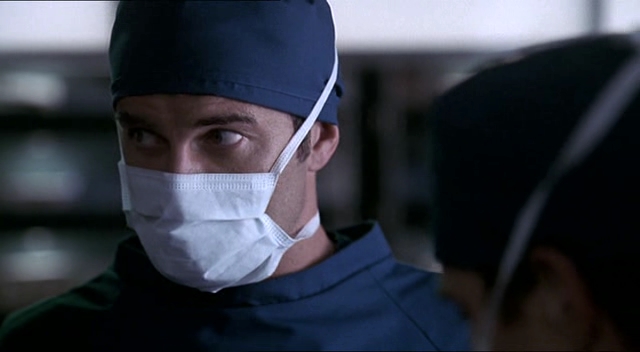 Charmed-Online-dot-NL-NipTuck2x01-2512.jpg