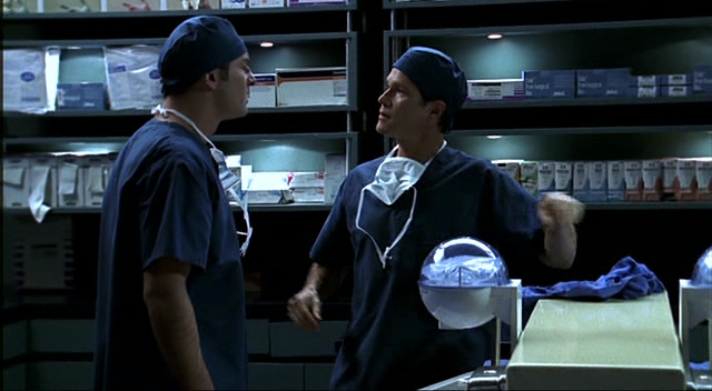 Charmed-Online-dot-NL-NipTuck2x02-0217.jpg