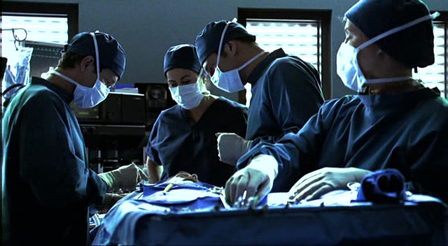 Charmed-Online-dot-NL-NipTuck2x02-0282.jpg