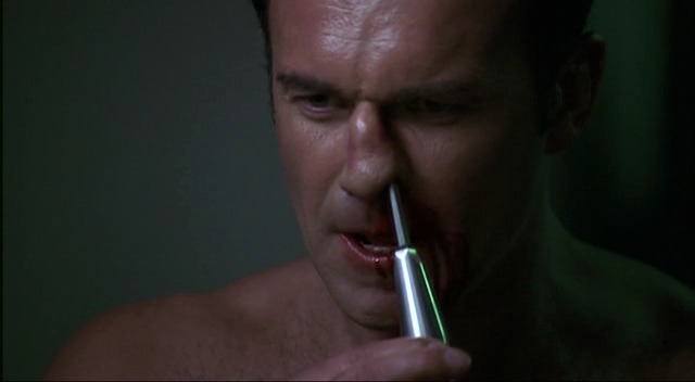 Charmed-Online-dot-NL-NipTuck2x02-1909.jpg