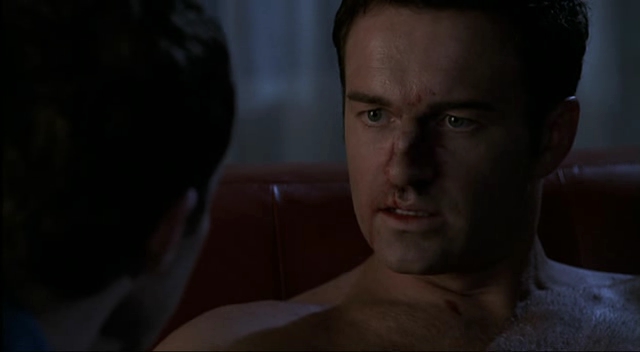 Charmed-Online-dot-NL-NipTuck2x02-2016.jpg